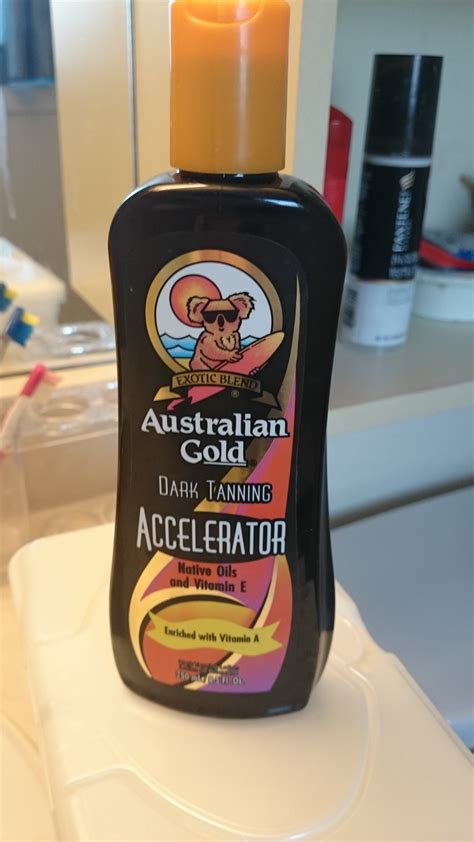 australian gold dark tanning accelerator black